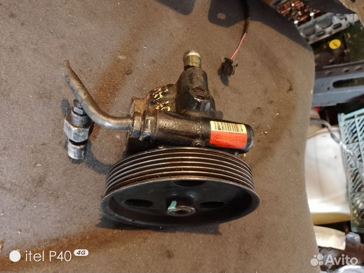 Насос гидроусилителя renault