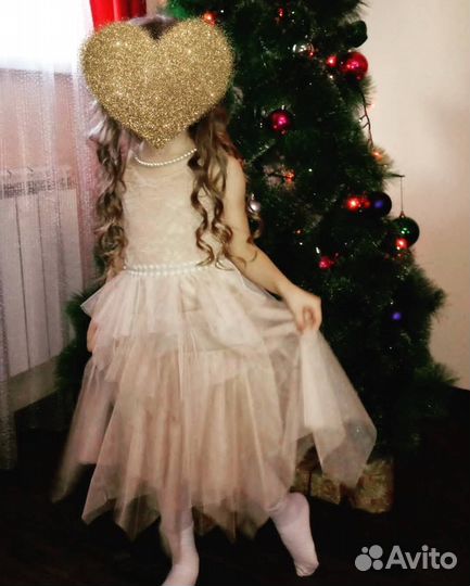 Платье на девочку