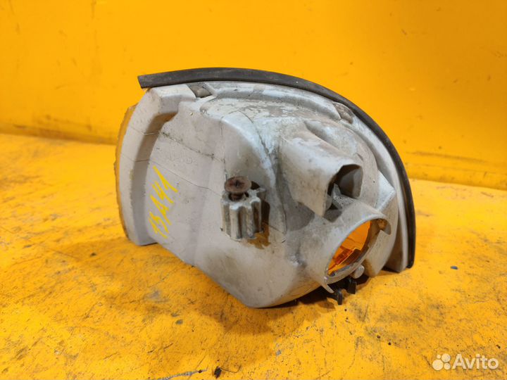 Указатель поворота передний правый Daewoo Nexia