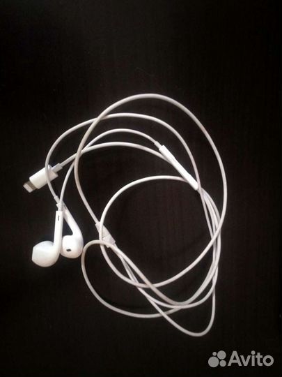 Наушники Apple earpods lightning