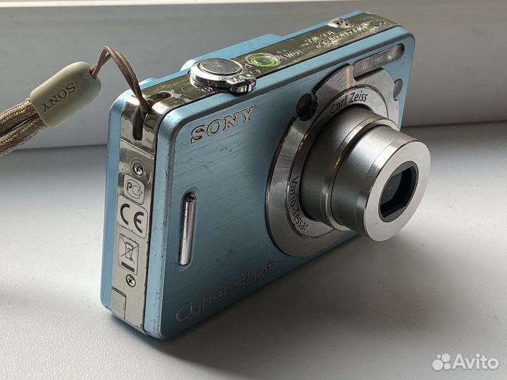Компактный фотоаппарат sony cyber shot