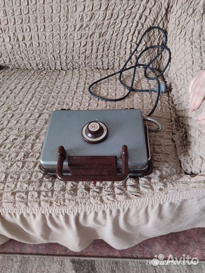 Вафельница СССР электрическая
