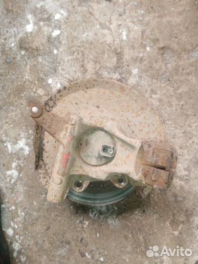 Ступица задняя правая Ford Mondeo 3 cjba 4C75592