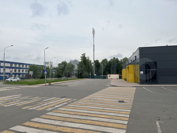 Магазин / Свободного назначения/автосалон, 375 м²