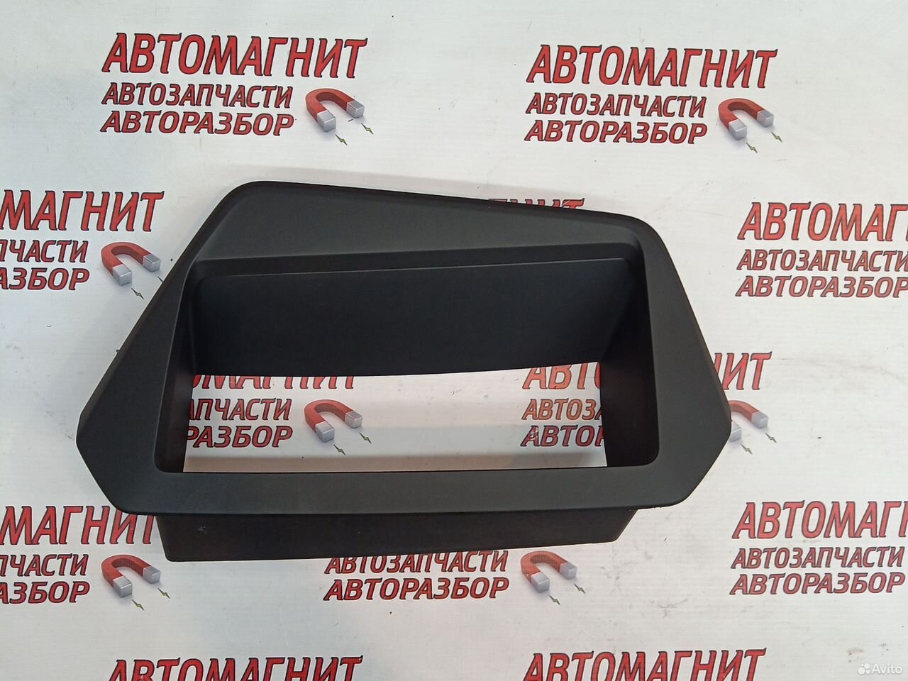 Накладка торпедо парприза Джили Монжаро