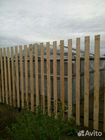 Деревянный забор