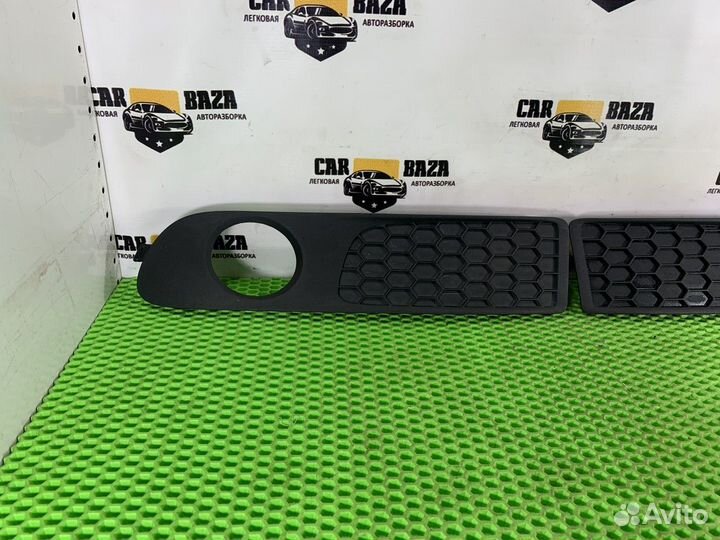 Решетка в бампер (комплект) L/R Volvo S80