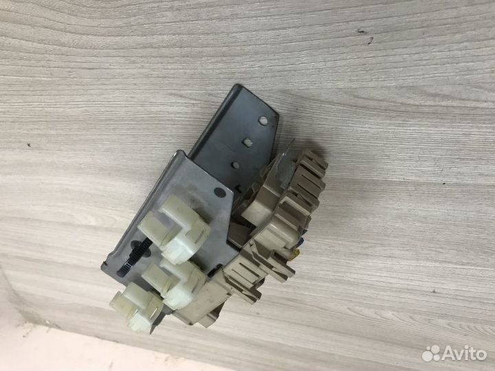 Блок предохранителей Subaru Impreza GD GG с2000-20