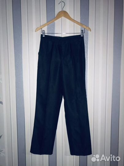 Костюм тройка (пиджак, брюки, жилетка) на мальчика