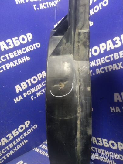 Диффузор с вентилятором Ford Focus 3 седан 2012