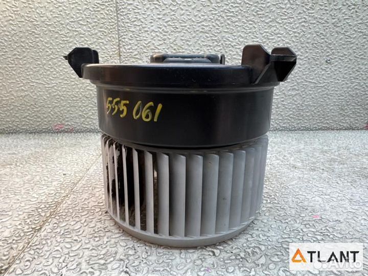 Мотор печки задний toyota noah