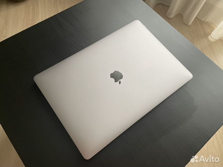 Apple MacBook pro 15 2016 рст