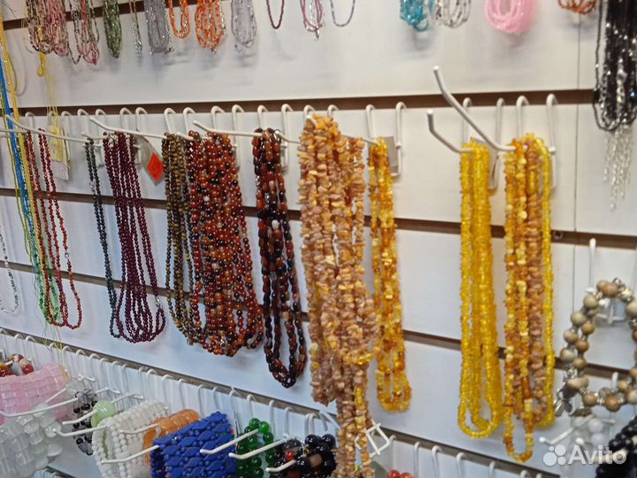 Бусы из натуральных камней