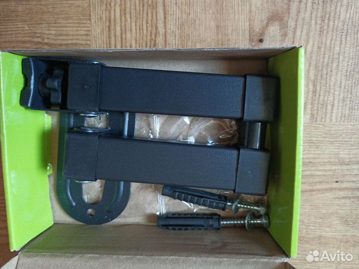 Кронштейн для монитора настенный