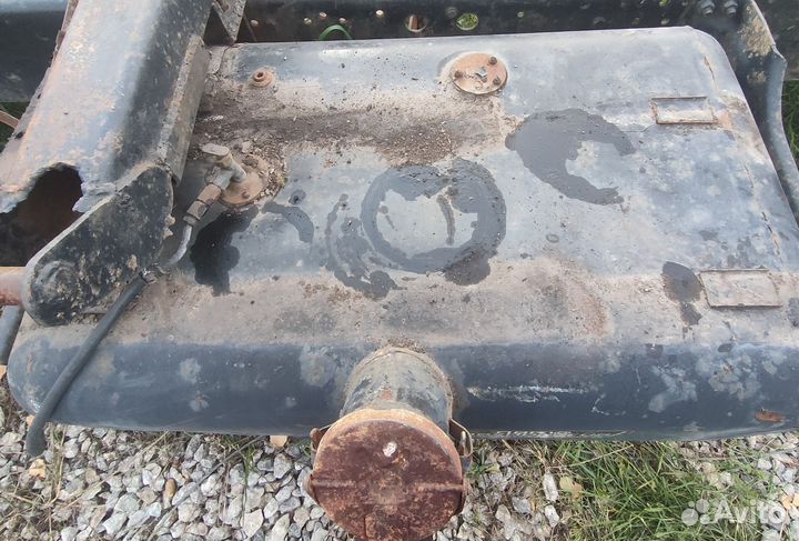 Топливный бак