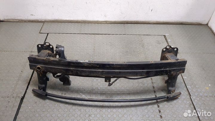 Усилитель бампера киа Carens, 2013