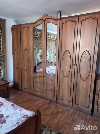 Спальный гарнитур бу