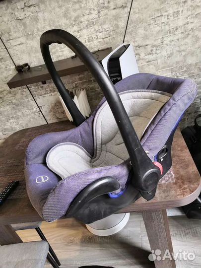 Детское авто кресло-переноска