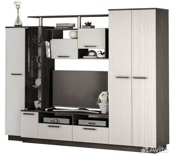 Стенка в гостиную