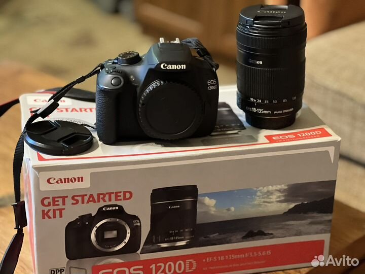 Зеркальный фотоаппарат Canon EOS 1200D