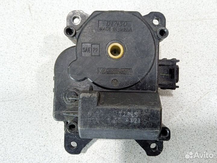 Моторчик управления заслонкой печки