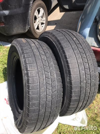 Pirelli Carrier 265/65 R17