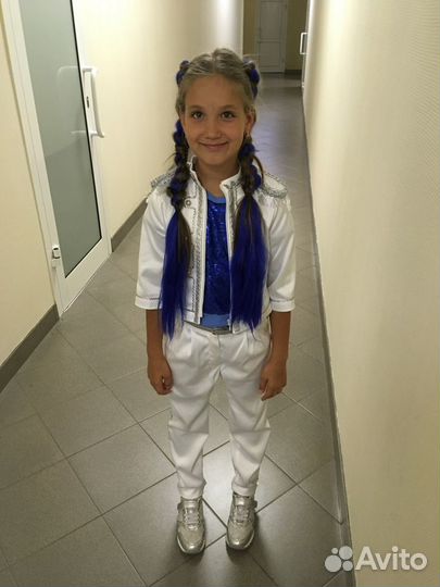 Концертный костюм