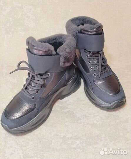 Женские сапоги. Замшевые. 37 р-р