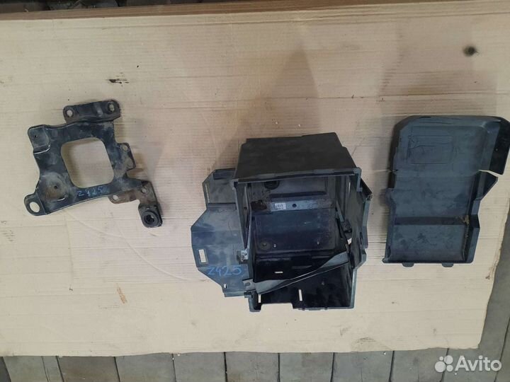 Ford Focus Форд фокус 2, корпус акб