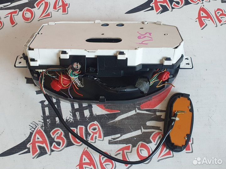 Панель приборов Toyota Funcargo NCP20 2NZ-FE 2003