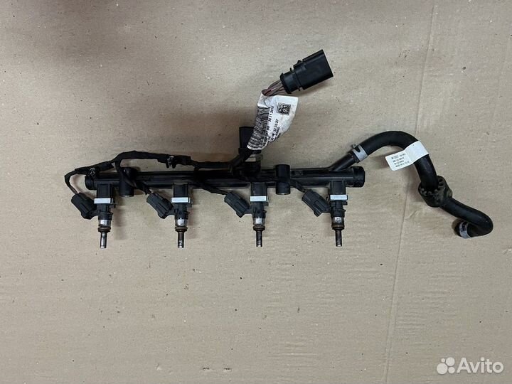 Рейка топливная (рампа) czpa (Audi A7)