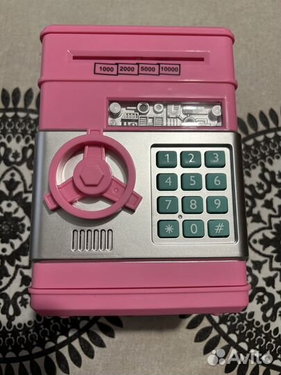 Сейф-копилка. Для девочки