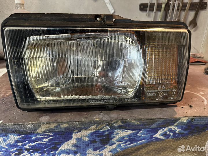 Фара левая ваз 2107