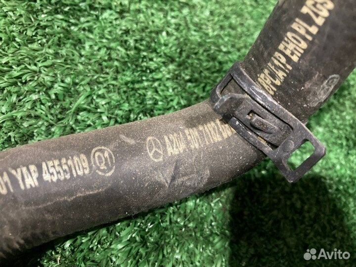 Патрубок охлаждения Mercedes-Benz E-Class C207