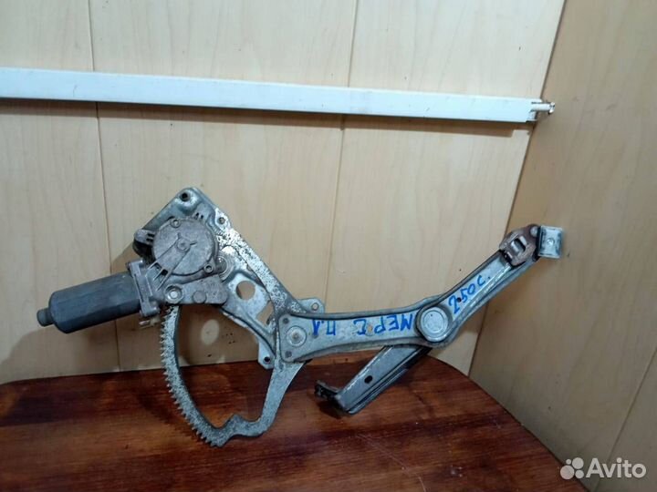 Стеклоподъемник передний левый Mercedes-Benz