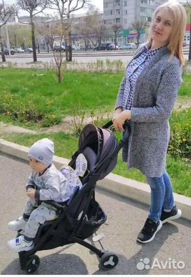 Коляска прогулочная