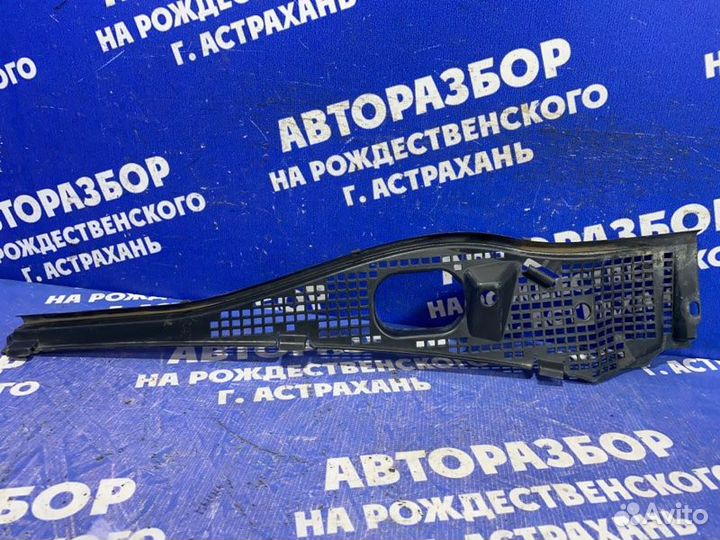 Жабо Renault Duster кроссовер 2014