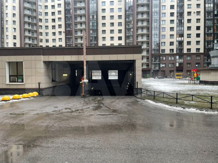 Машиноместо, 16 м²