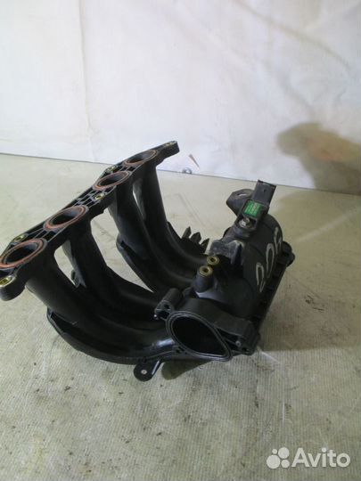 Колектор впускной. Пежо 206