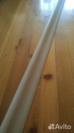 Плинтус напольный пластиковый б/у 2,45 метра