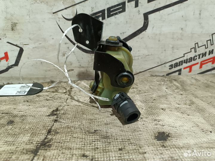 Бачок гур ford kuga CBV 1699693