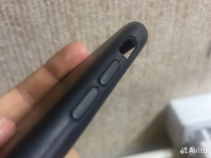 Чехол на iPhone 7 черный