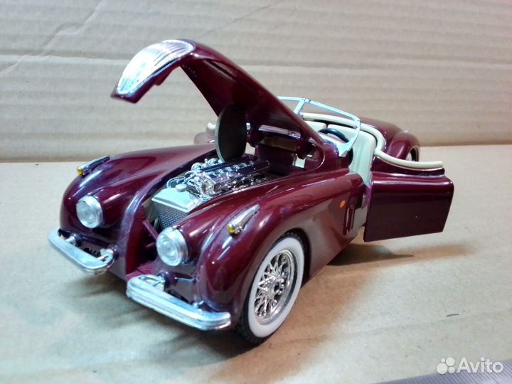 Коллекционные машинки 1 24