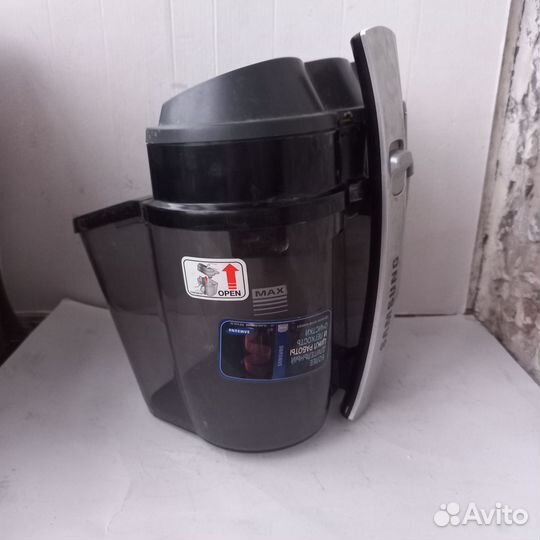 Контейнер - пылесборник для пылесоса Samsung