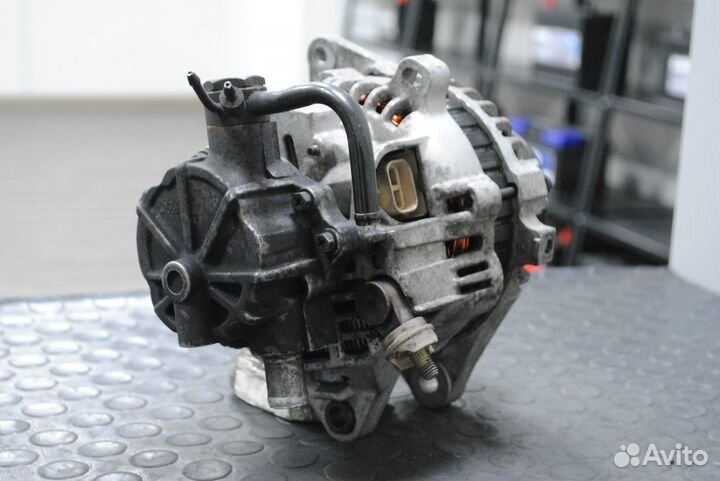 Генератор Hyundai H-1, Porter, Kia Pregio б/у 75А