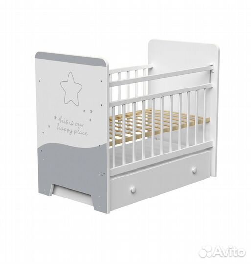 Детская кроватка с маятником