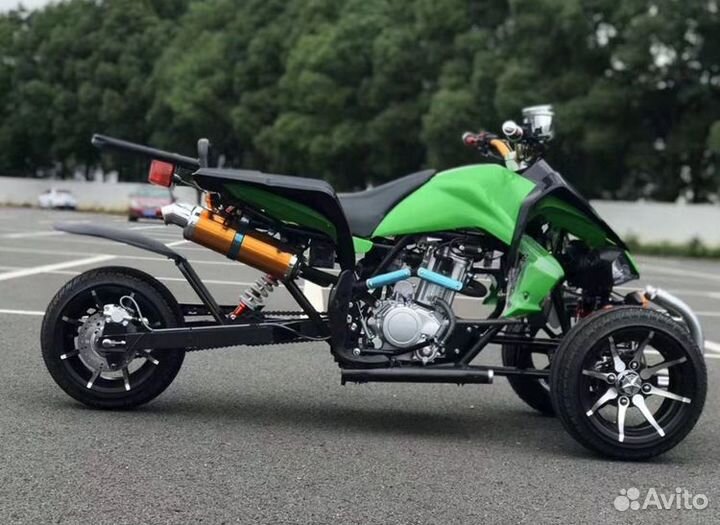 Квадроцикл шоссейный трицикл