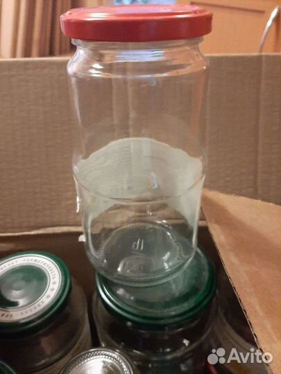 Банка стеклянная с крышками и без