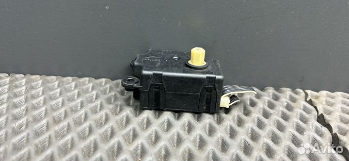 Моторчик заслонки печки Peugeot 206 2000 E2800