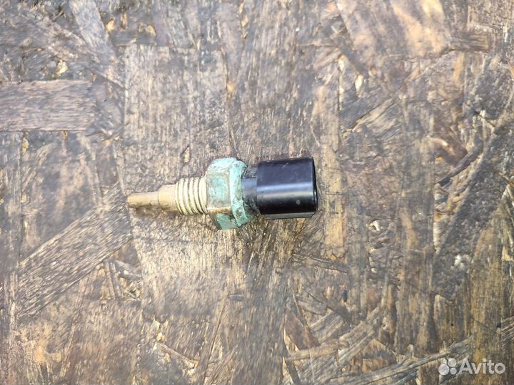 Ninja ex250 08-12 датчик температуры